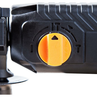 Электрический перфоратор BORT BHD-700-P