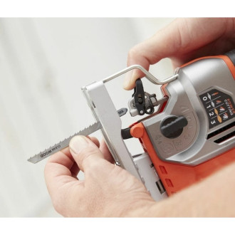 Мощный лобзик Black+Decker BES610K-QS