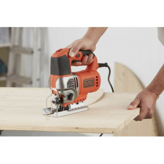 Мощный лобзик Black+Decker BES610K-QS