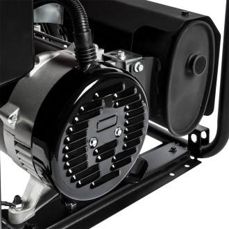 Бензиновый генератор DDE G750