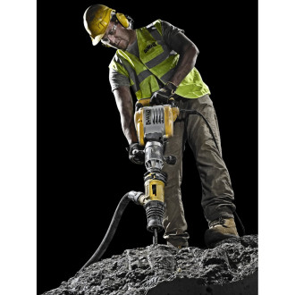 Отбойный молоток Dewalt D 25902 K