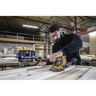 Вибрационная плоскошлифовальная машина Dewalt XR DCW200N-XJ