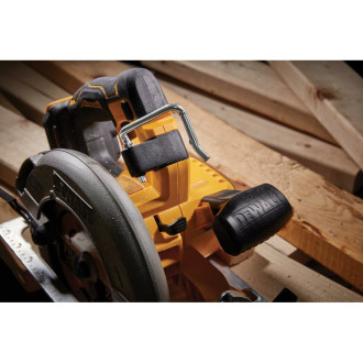 Дисковая пила Dewalt XR FLEXVOLT ADVANTAGE DCS573NT-XJ