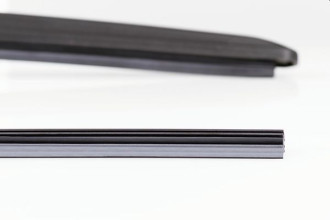 Всесезонная щетка стеклоочистителя Heyner 088000
