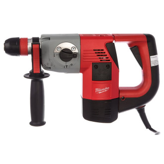 Перфоратор Milwaukee PLH 32 XE