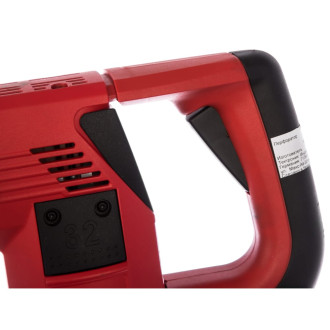 Перфоратор Milwaukee PLH 32 XE