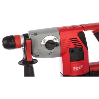 Перфоратор Milwaukee PLH 32 XE