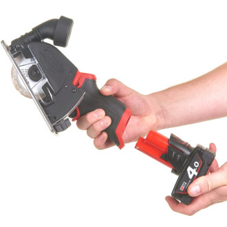 Аккумуляторная отрезная машина Milwaukee M12 FCOT-422X FUEL