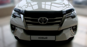 Дефлектор капота Toyota Fortuner, 2015- Sim NLD.STOFOR1512