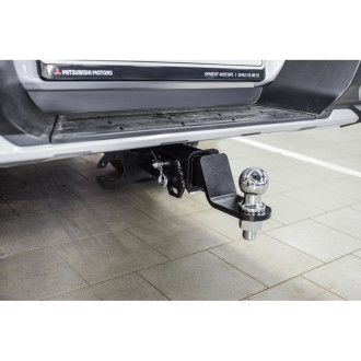 ТСУ фаркоп Mitsubishi L200 2016-н.в. PT Group 21011501