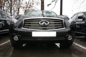 Сетка на бампер внешняя для INFINITI QX70 3,7 л. 2014-2017, черн., 15 мм / Инфинити ФХ