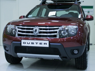 Сетка на бампер внешняя для RENAULT Duster 2010-2015, черн., 15 мм / Рено Дастер