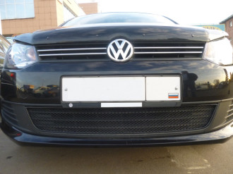 Сетка на бампер внешняя для VW Polo Sedan 2010-2014, черн., 15 мм / Фольксваген Поло