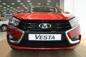 Сетка на бампер внешняя для LADA Vesta 2015-, черн., 15 мм / Лада Веста