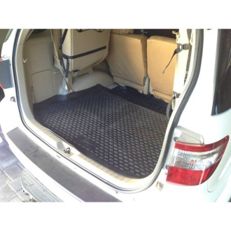Коврик в багажник TOYOTA Land Cruiser 100 1998-2007, внед. (полиуретан) / Тойота Ленд крузер