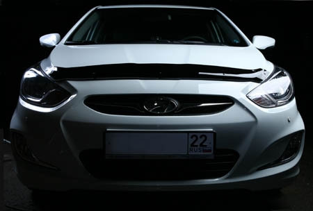 Дефлектор капота темный HYUNDAI SOLARIS 2010-2014, NLD.SHYSOL1012 / Хендай Солярис