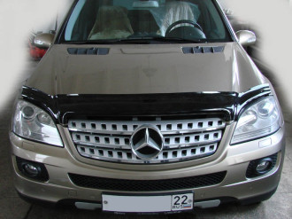 Дефлектор капота темный MERCEDES ML 2005-2011 / Мерседес Бенц М класс