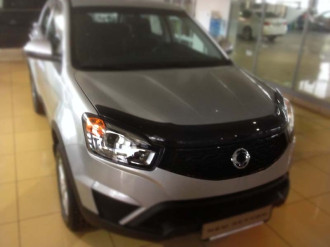 Дефлектор капота темный SSANGYONG ACTYON 2013- / Саньенг Актион