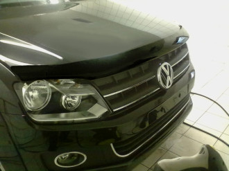 Дефлектор капота темный VW AMAROK 2010-, NLD.SVOAMA1012 / Фольксваген Амарок