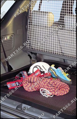 Dividing net behind driver's and front passenger's seats, Load-securing features/nets/dividers