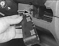  Снятие и установка панели приборов Ford Scorpio