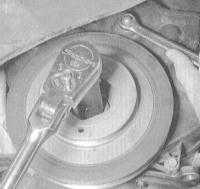  Снятие, проверка состояния и установка зубчатых колес и ремня Honda Accord