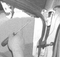  Снятие и установка панелей внутренней обивки дверей Honda Accord
