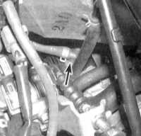  Проверка и замена клапана системы управляемой вентиляции картера (PCV) (каждые 48 000 км пробега или раз в 24 месяца) Honda Civic