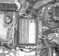  Снятие и установка сборки воздухоочистителя Honda Civic