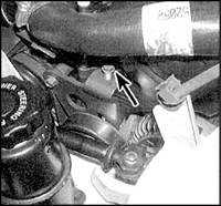  Проверка, регулировка натяжения и замена приводного ремня Mazda 626