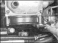  Крышка клапанов Mazda 626