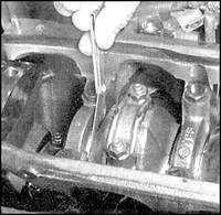  Снятие коленчатого вала Mazda 626