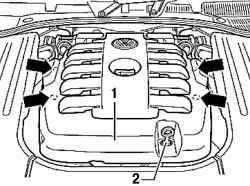 Крепление центрального кожуха моторного отсека (10-цилиндровый дизельный двигатель)