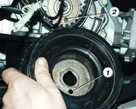  Замена ремня привода распределительного вала и натяжного ролика ВАЗ 2110