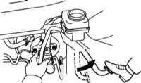  Замена тормозной жидкости, прокачка тормозной системы Lexus RX300