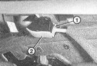  Снятие и установка облицовки двери BMW 3 (E46)