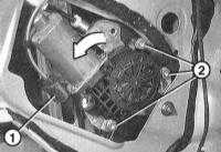  Снятие и установка электродвигателя стеклоподъемника BMW 3 (E46)