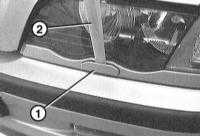  Снятие, установка и проверка форсунок фароомывателя BMW 3 (E46)
