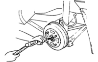  Регулировка люфта подшипника ступицы Mazda 323