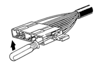  Разъединение и соединение кабельных штекеров Mazda 323