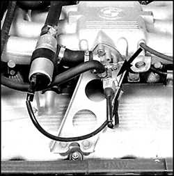  Форсунка пуска холодного двигателя и термореле времени BMW 3 (E30)