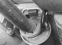  Снятие и установка выхлопной системы Opel Kadett E