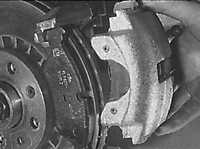  Замена передних тормозных колодок Opel Kadett E