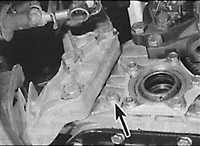  Проверка уровня масла в механической коробке   передач Opel Vectra A