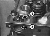  Очистка и осмотр головки блока цилиндров Opel Vectra A