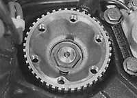  Замена подшипника заднего колеса (модели с двигателями DOHC) Opel Vectra A