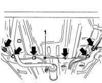  Снятие и установка тросов привода стояночного тормоза Opel Corsa