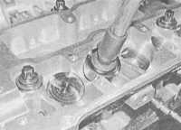  Снятие и установка распределительных валов и толкателей клапанов,   проверка состояния компонентов Opel Astra