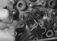  Разборка головки блока цилиндров Peugeot 406