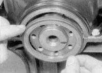  Замена левого (расположенного со стороны маховика/приводного диска) сальника коленчатого вала Renault Megane